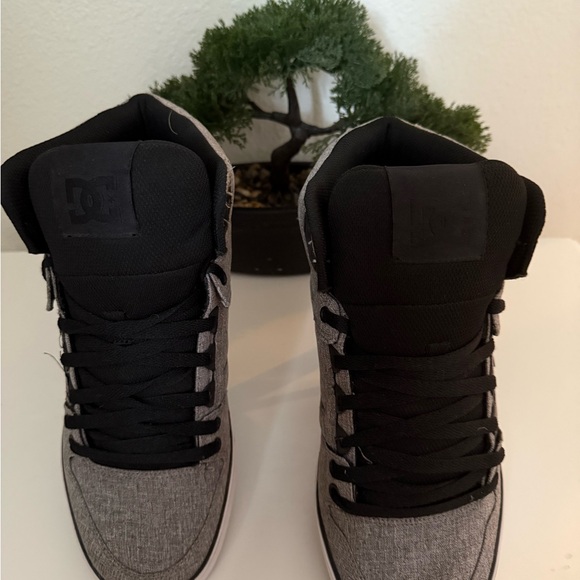 DC Men's Black and Gray High-Top Sneakers - Picture 4 of 7